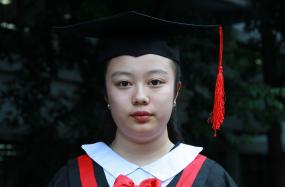 何雅涵 2019届优秀毕业生 